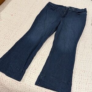 Good American Good Classic Bootcut Indigo Jeans, Size 18 x 33.5” Inseam